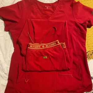 Med couture activate scrub set